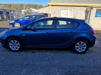 Used Vauxhall Astra Design Edition 2015 Blue Hatchback