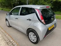 Gebraucht Toyota Aygo 2018 Silber Kleinwagen