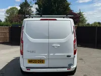 Used Ford Transit Custom Limited 130 HP (95 kW) 2020 White Van