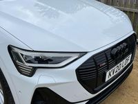 Used Audi e-tron Comfort 230 kW (313 HP) 2020 White SUV