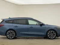 Used Ford Focus ST-Line X 2025 Chrome blue Estate