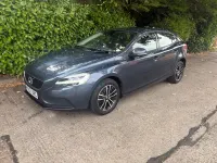 Used Volvo V40 Momentum 2018 Blue Hatchback