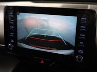 Used Toyota Yaris Hybrid Play 2022 White Hatchback