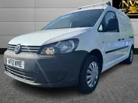 Usado VW Caddy 102 HP (75 kW) 2012 Branco Monovolume