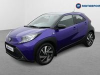 Begagnad Toyota Aygo X 2022 Blå SUV