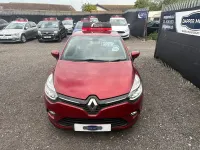 Used Renault Clio IV Dynamique 2017 Red Hatchback