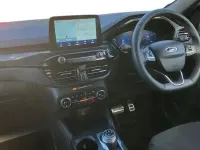 Usado Ford Kuga ST-Line X 225 CV (165 kW) 2023 Azul SUV