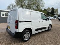 Usado Toyota Proace H1 120 HP (88 kW) 2022 Branco Monovolume