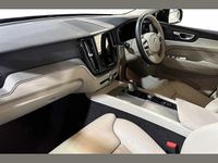 Used Volvo XC60 Plus 247 HP (181 kW) 2025 Grey SUV