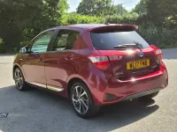 Used Toyota Yaris 2017 Red Hatchback