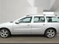 Używany Volvo V70 SE 2006 Srebrny Kombi