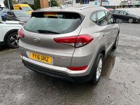 Used Hyundai Tucson SE 2016 White SUV