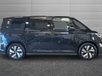 Usado VW ID. Buzz Pro 150 kW (204 CV) 2024 Negro Monovolumen