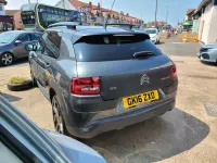 Used Citroën C4 Cactus Flair 100 HP (73 kW) 2016 Grey Hatchback