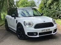 Used Mini Cooper Classic 136 HP (100 kW) 2020 White Hatchback