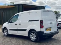 Used Peugeot Partner 2018 White