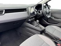 Begagnad Renault Clio V Evolution 140 HK (102 kW) 2024 Grå Halvkombi