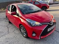 Used Toyota Yaris 69 HP (50 kW) 2015 Red Hatchback