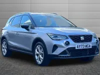 Used Seat Arona FR 110 HP (80 kW) 2023 Urban silver with black roof SUV