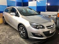 Used Vauxhall Astra 115 HP (84 kW) 2013 Silver Estate