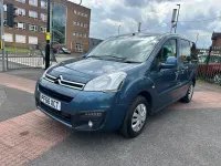 Used Citroën Berlingo Feel 100 HP (73 kW) 2016 Blue MPV