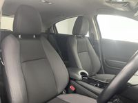 Used Honda HR-V SE 130 HP (95 kW) 2019 Grey SUV