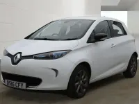 Used Renault Zoe Dynamique 64 kW (88 HP) 2016 White Hatchback