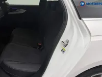 Used Audi A4 S-Line 204 HP (150 kW) 2024 White Estate