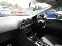 Used Seat Leon SE Dynamic 128 HP (94 kW) 2019 Blue Hatchback