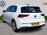 Second-hand VW Golf VIII 130 CP (95 kW) 2023