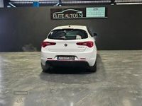 Used Alfa Romeo Giulietta 120 HP (88 kW) 2018 White Hatchback