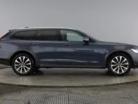 Used Volvo V90 CC Plus 232 HP (170 kW) 2023 Estate