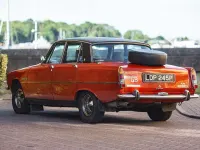 Used Rover P6 161 HP (118 kW) 1976 Orange
