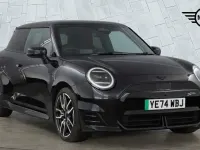 Used Mini Cooper SE Hatch 158 kW (215 HP) 2024 Black Hatchback