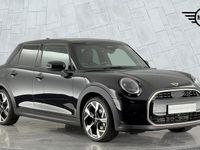 Usado Mini Cooper Hatch 113 kW (154 HP) 2025 Preto Citadino