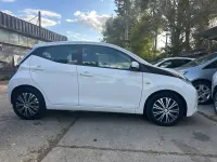 Used Toyota Aygo X-play 69 HP (50 kW) 2016 White Hatchback