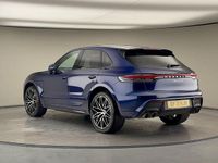 Used Porsche Macan 380 HP (279 kW) 2022 Gentian blue metallic SUV
