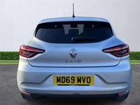 Used Renault Clio V Iconic 100 HP (73 kW) 2020 Silver  Hatchback