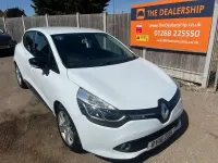 Used Renault Clio Dynamique 75 HP (55 kW) 2016 White Hatchback