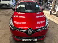 Used Renault Clio Dynamique 90 HP (66 kW) 2016 Red Hatchback