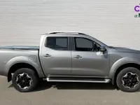 Used Nissan Navara Tekna 86 HP (63 kW) 2020 Grey Pickup