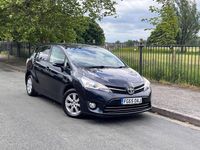Used Toyota Verso 112 HP (82 kW) 2015 Grey MPV