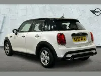 Used Mini Cooper Classic 134 HP (98 kW) 2023 White Hatchback