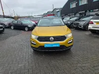 Used VW T-Roc Design 115 HP (84 kW) 2019 Yellow SUV