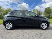 Begagnad Renault Zoe Dynamique 64 kW (88 HK) 2016 Svart Halvkombi