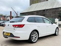 Used Seat Leon FR Sport 150 HP (110 kW) 2015 White Estate