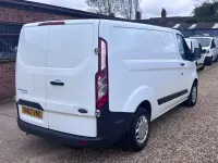 Usado Ford Transit Custom Trend 105 HP (77 kW) 2018 Branco Van