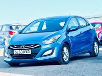 Used Hyundai i30 Active 110 HP (80 kW) 2013 Blue Hatchback