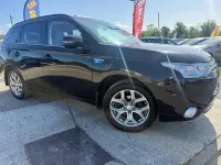 Używany Mitsubishi Outlander P-HEV 2015 Czarny Kombi