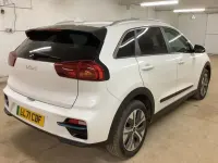 Used Kia Niro 150 kW (204 HP) 2021 White SUV